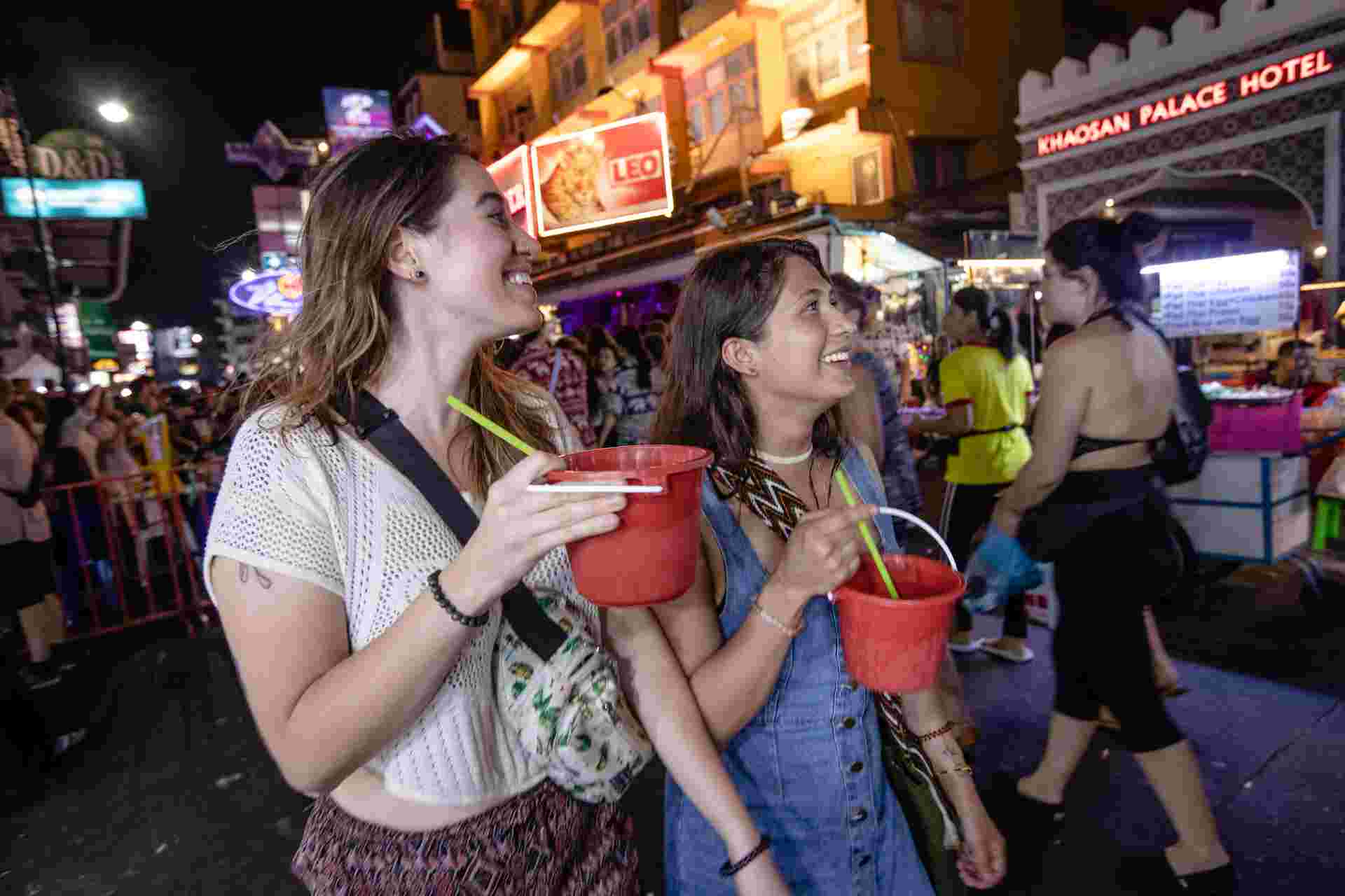 Vietnam, Laos & Thailand: Riversides & Railways