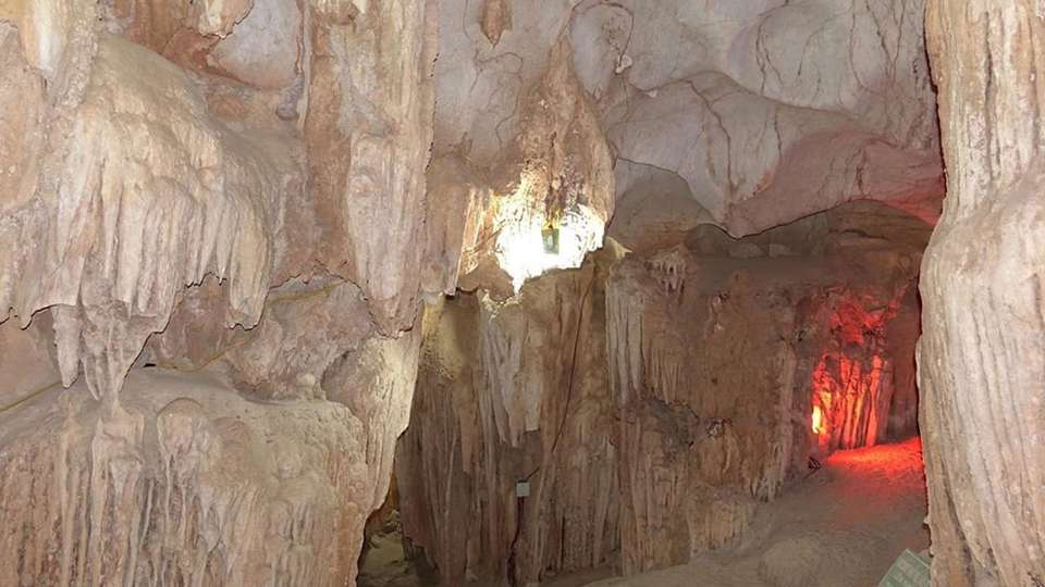 Vietnam: Roadtrip Hanoi to Ho Chi Minh City - G Adventures - Vietnam