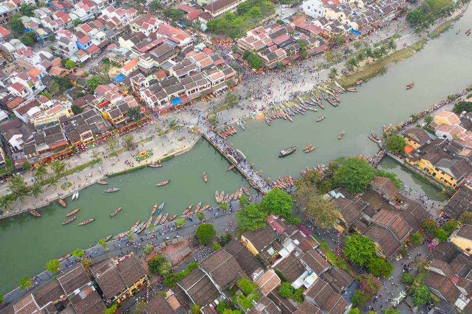 Vietnam: Roadtrip Hanoi to Ho Chi Minh City - G Adventures - Vietnam