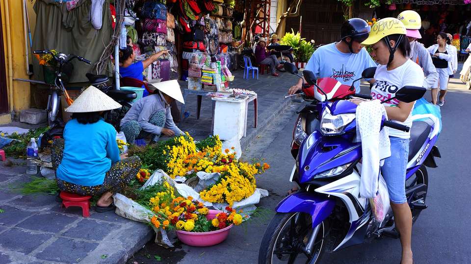 Vietnam's Treasures: Hanoi, Hue, Hoi An, Halo - undefined - Image 3