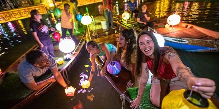 Vietnam to Cambodia: Ho Chi Minh City, Siem Reap & Beach Bars trip - alternative tour available