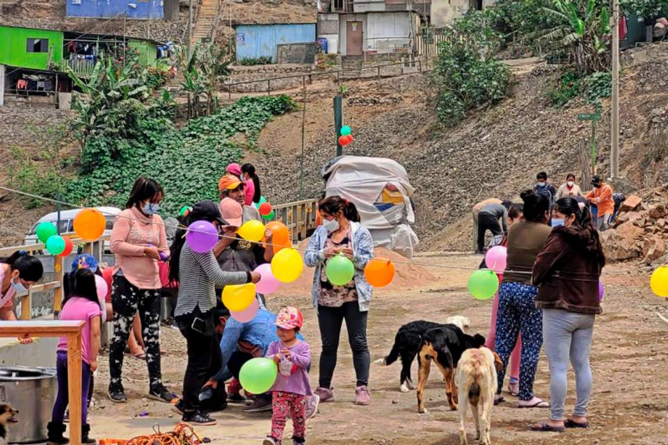 Villa El Salvador Shanty Town Tour in Lima - Tangol Tours - Peru - Image 8