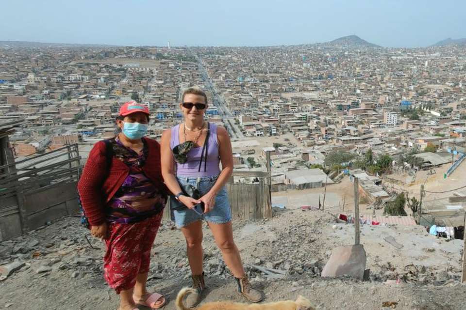 Villa El Salvador Shanty Town Tour in Lima - Tangol Tours - Peru - Image 1