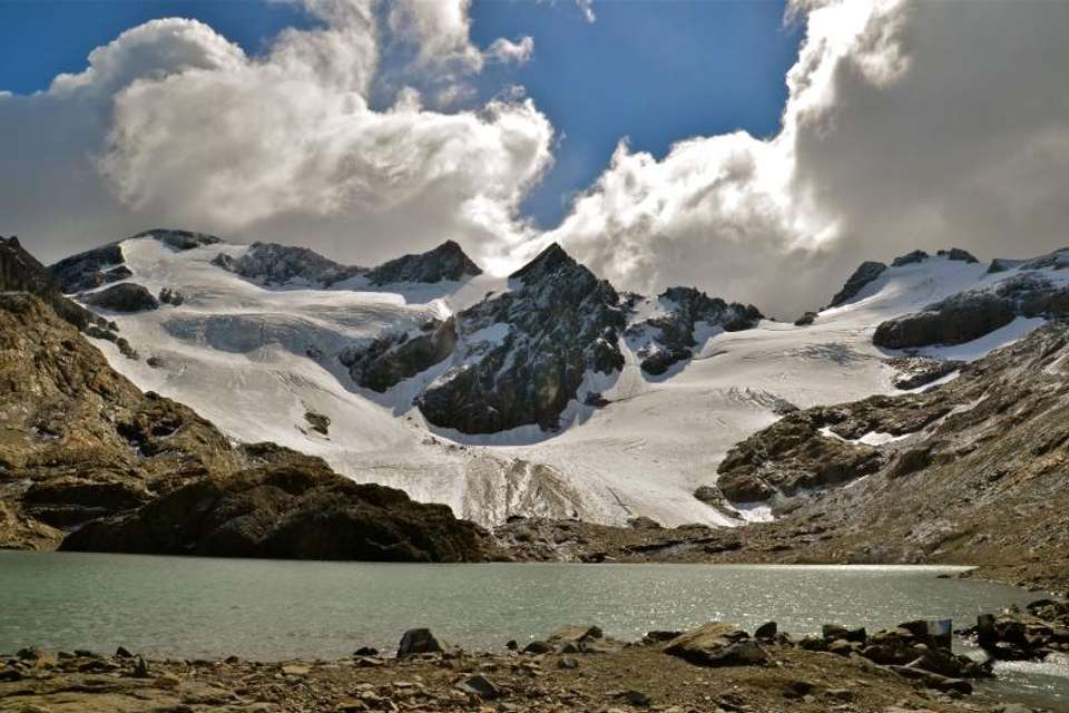 Vinciguerra Glacier Trekking - Tangol Tours - Chile - Image 2