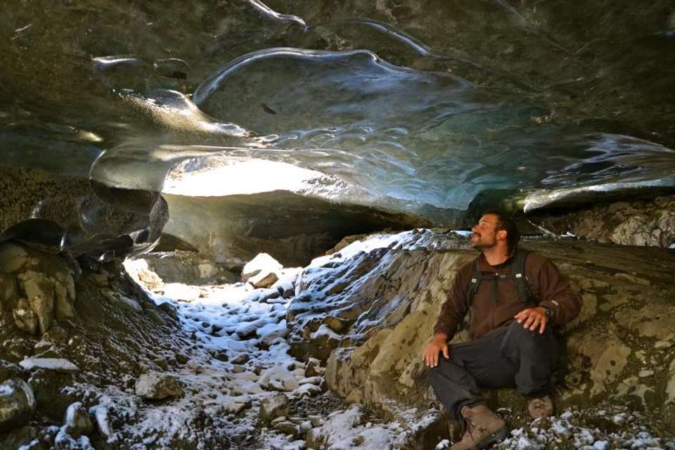 Vinciguerra Glacier Trekking - Tangol Tours - Chile - Image 3