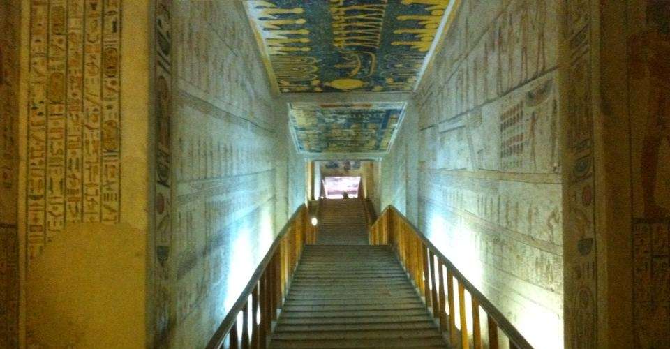 Visit Luxor from Cairo in one day tour - Emo Tours - Egypt - Image 4