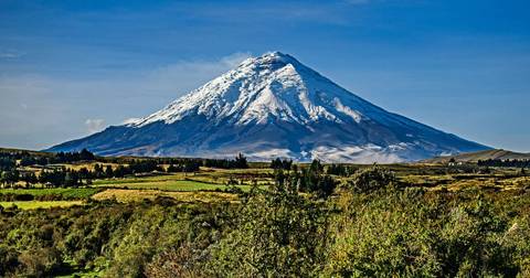 Quito Cultural, Religious And Historic Sites Tour: Volcanoes And Galapagos
