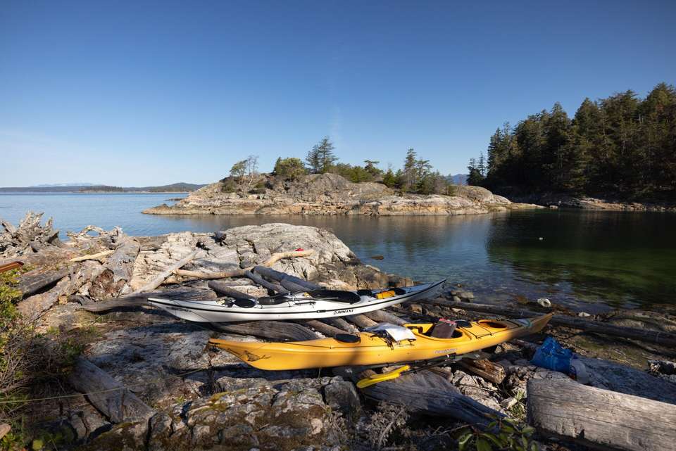 Walk & Paddle Canada's Sunshine Coast - Exodus Adventure Travels - Canada - Image 11