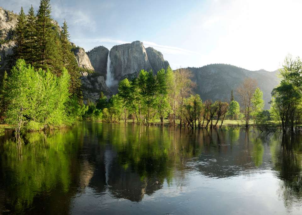 Walking in America's Canyons & National Parks - undefined - Image 2