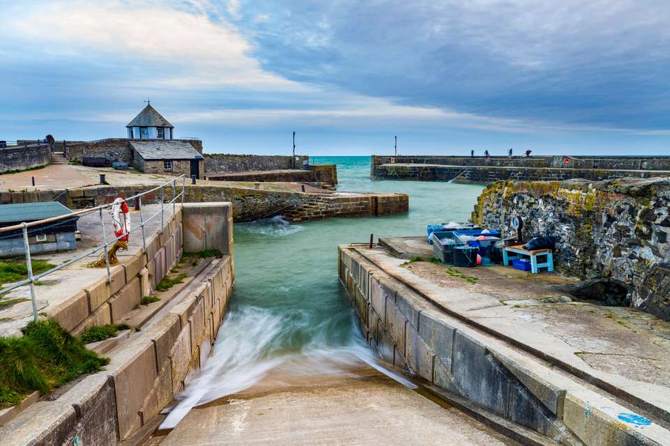 Walking in Cornwall - Exodus Adventure Travels - England - Image 2