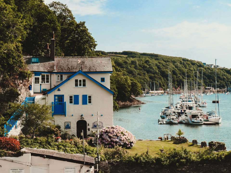Walking in Cornwall - Exodus Adventure Travels - England - Image 5
