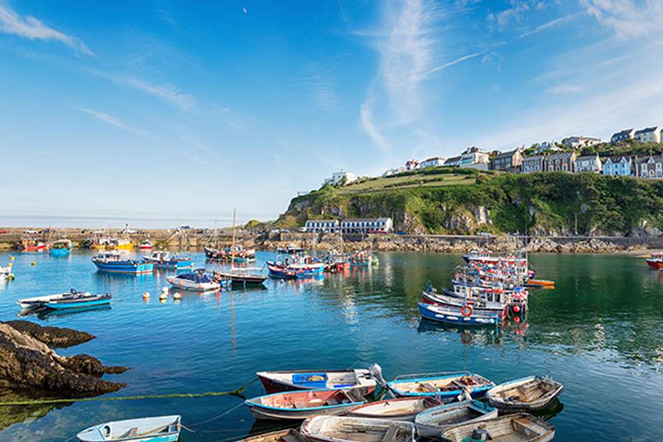 Walking in Cornwall - Exodus Adventure Travels - England - Image 11