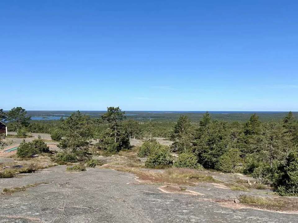 Image 2 of 17