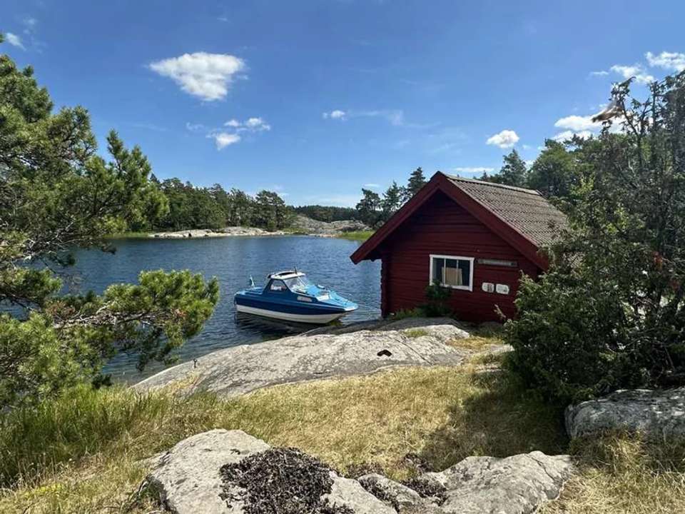 Image 6 of 17