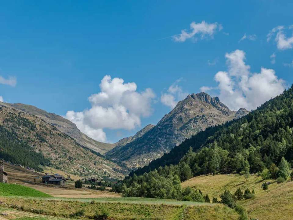 Walking in the Pyrenees - undefined - Image 6