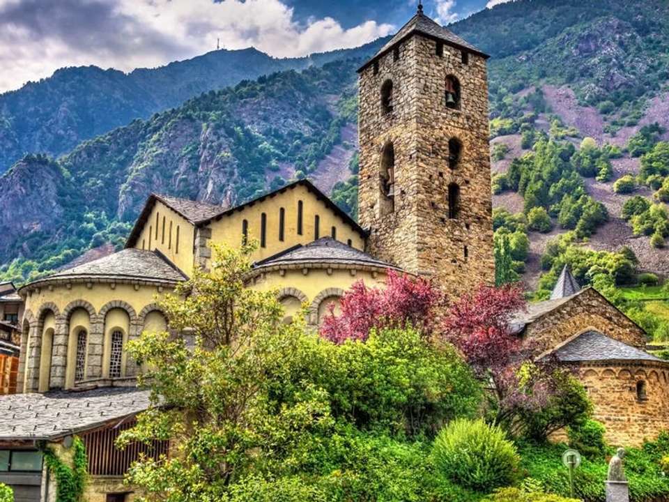 Walking in the Pyrenees - undefined - Image 8