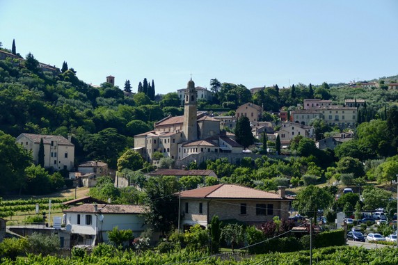 Image 2 of 9