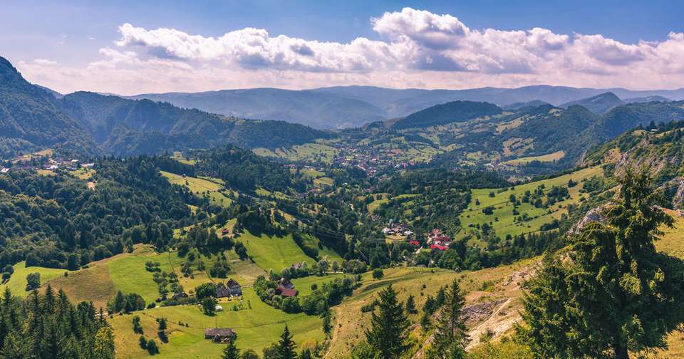 Walking Romania - Transylvanian Alps Trek - Explore - Romania - Image 11