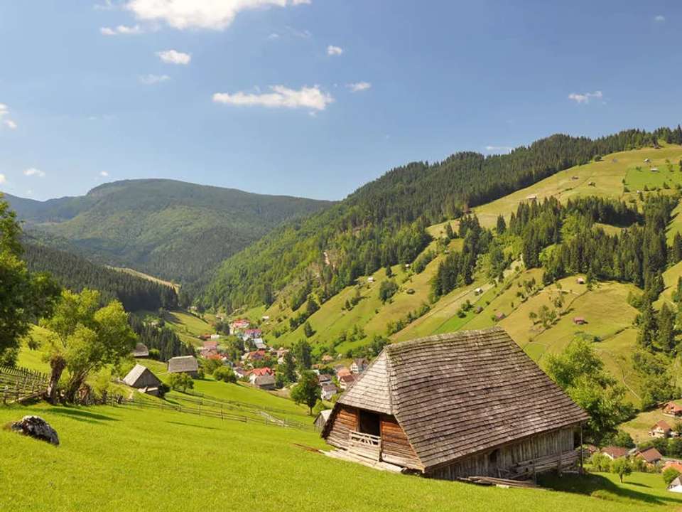 Walking Romania - Transylvanian Alps Trek - undefined - Image 9