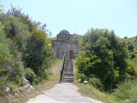 Image 3 of 14