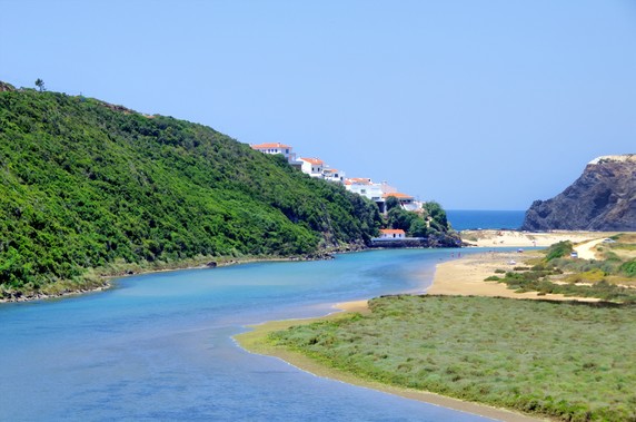 Image 4 of 6