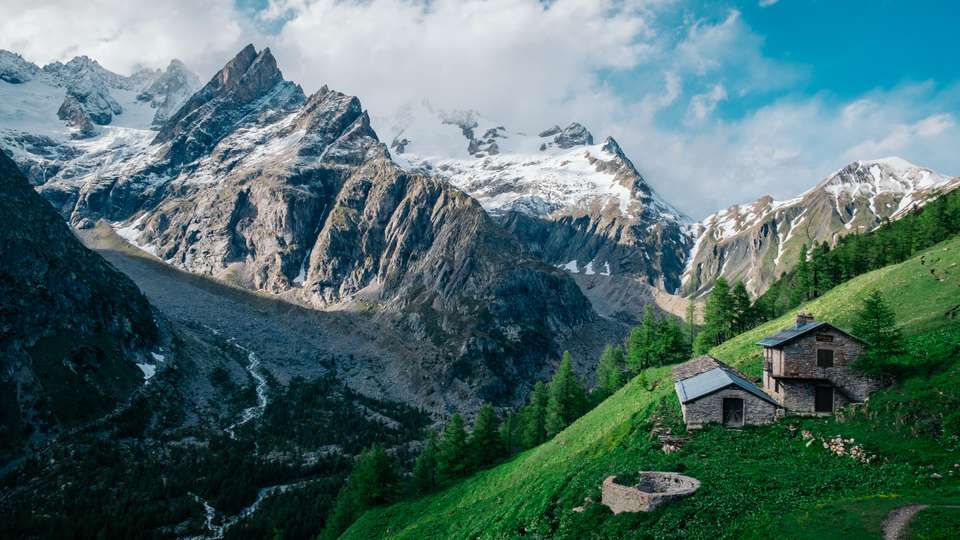 Walking Tour du Mont Blanc - Premium - Exodus Adventure Travels - France - Image 4