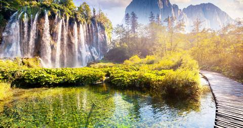 Croatia Natural Landmarks Sightseeing Tour: Walks And Coastal Towns Of Croatia