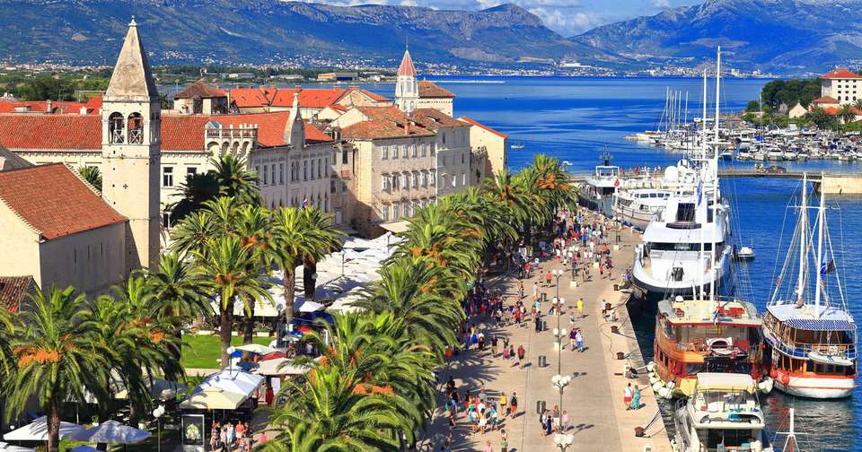 Walks and Coastal Towns of Croatia - Explore - Croatia