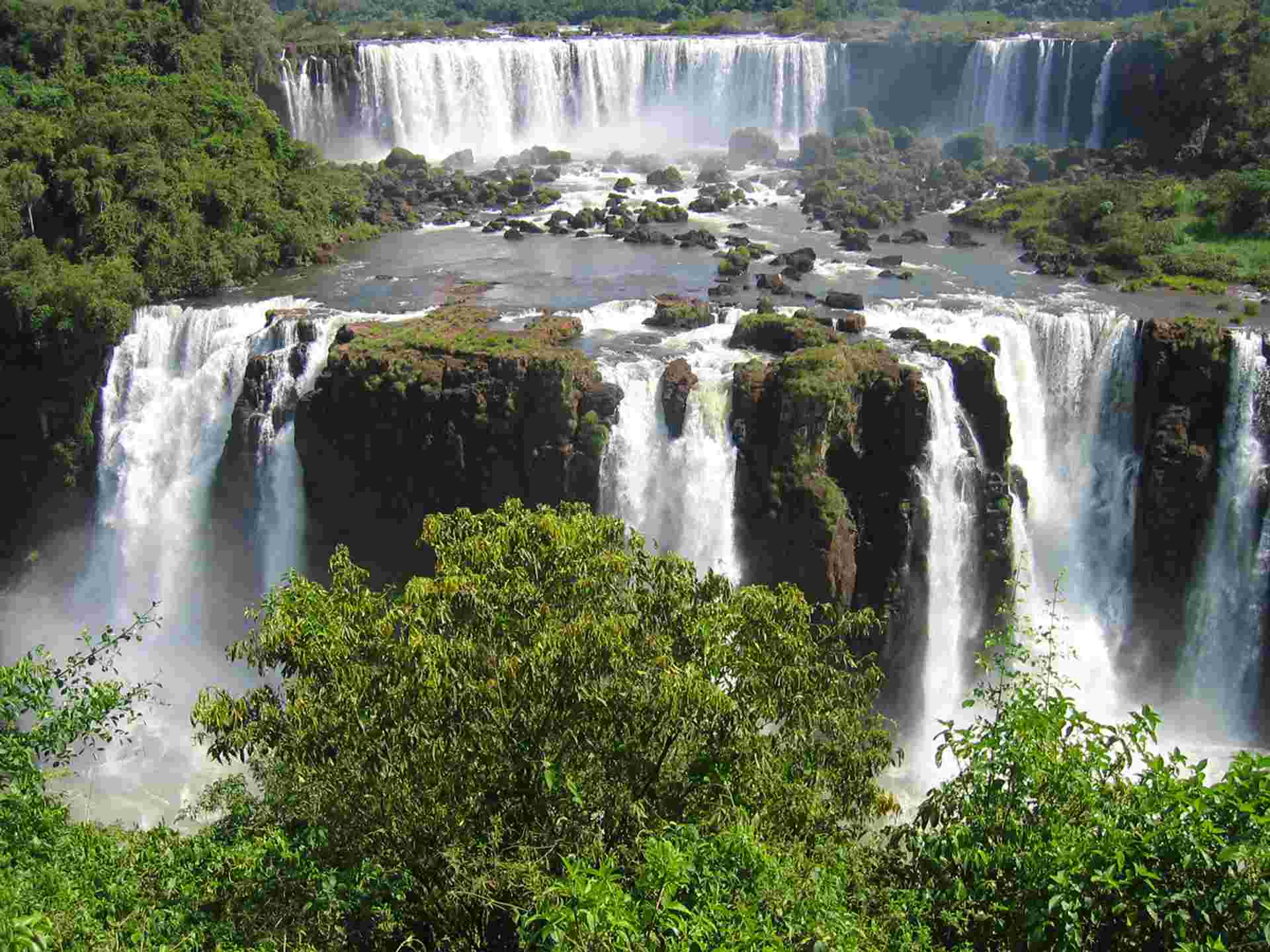 Waterfalls Wine & Wilderness - 14 days