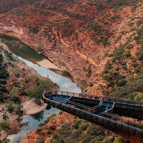 Sightseeing Tour: Western Wonderland