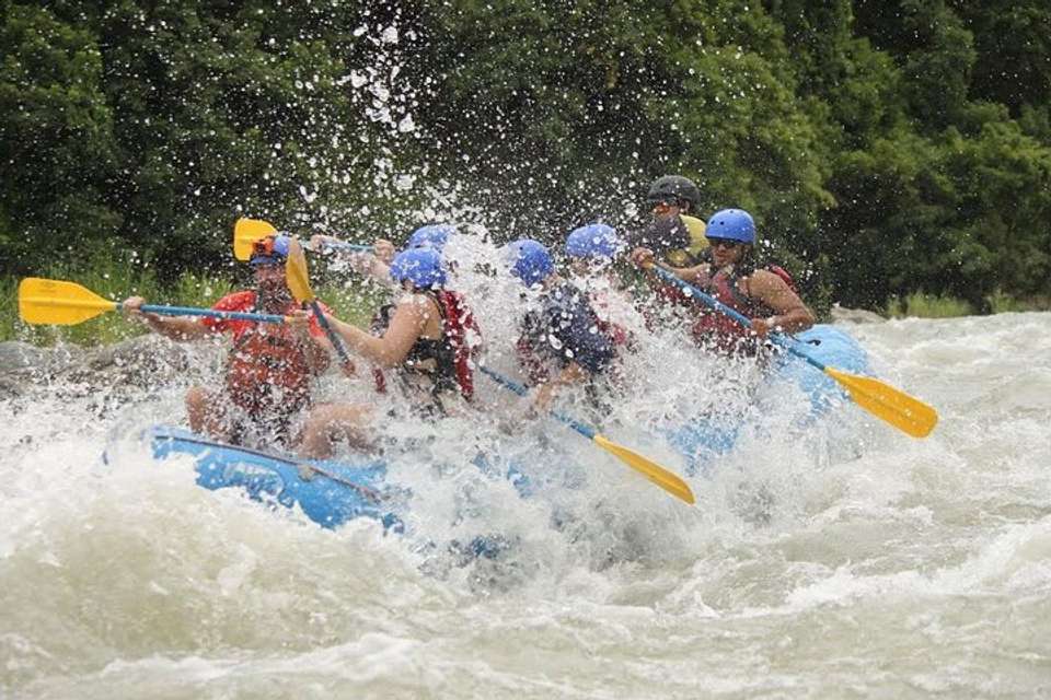 White Water Rafting Savegre River |class Iii From Manuel Antonio - Destination Services - Costa Rica - Image 6
