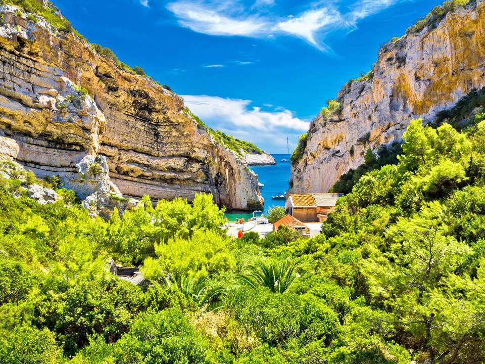 Wonders of Croatia (Deluxe Superior) - 11 days  - On The Go Tours - Croatia - Image 4