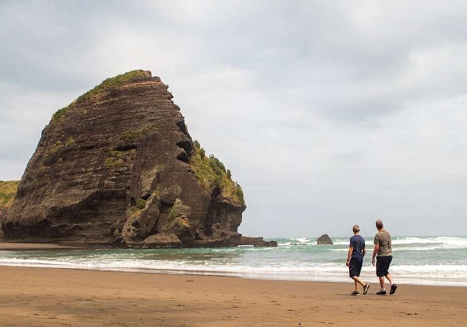 Wonders of New Zealand and Australia - Indus Travels - New Zealand - Image 11