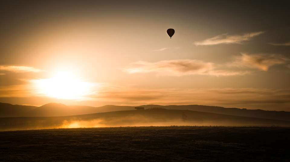 Yarra Valley Sunrise Hot Air Balloon Flight - Picture This Ballooning - Australia - Image 2