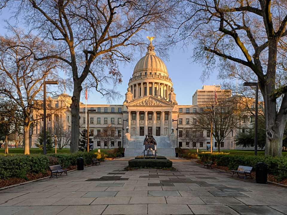 Yellowstone Camping Explorer - G Adventures - USA