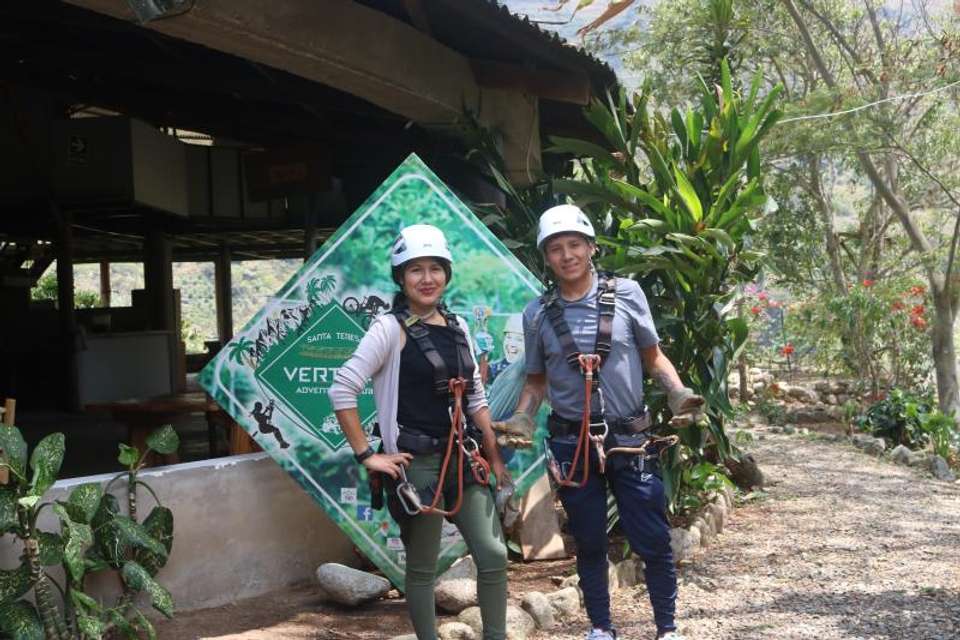Zipline at Santa Teresa Machu Picchu - Tangol Tours - Peru - Image 4