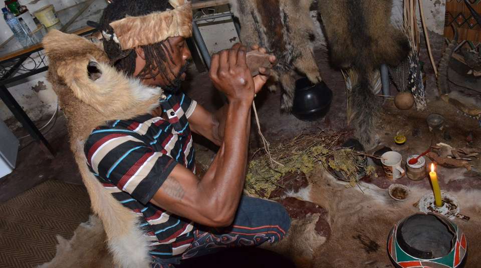 Zulu Cultural Village & Zulu Oracle Tour - Zulu Safaris - South Africa - Image 2