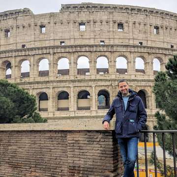 Aleksandar Jovanović travel expert