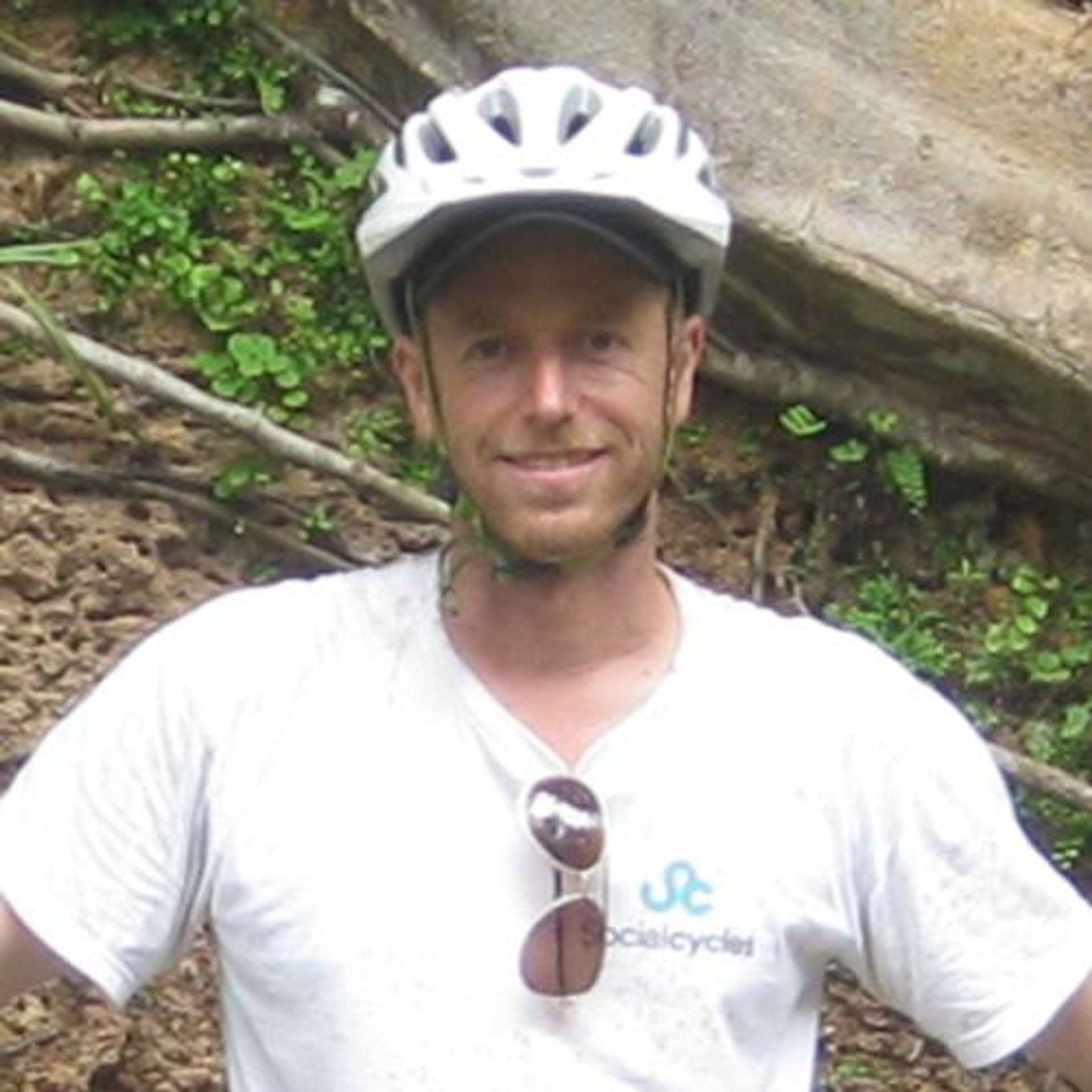 Brett Seychell travel expert