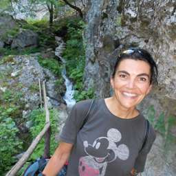 Emilija Fildishevska travel expert