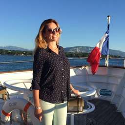 Miryam Herraiz travel expert