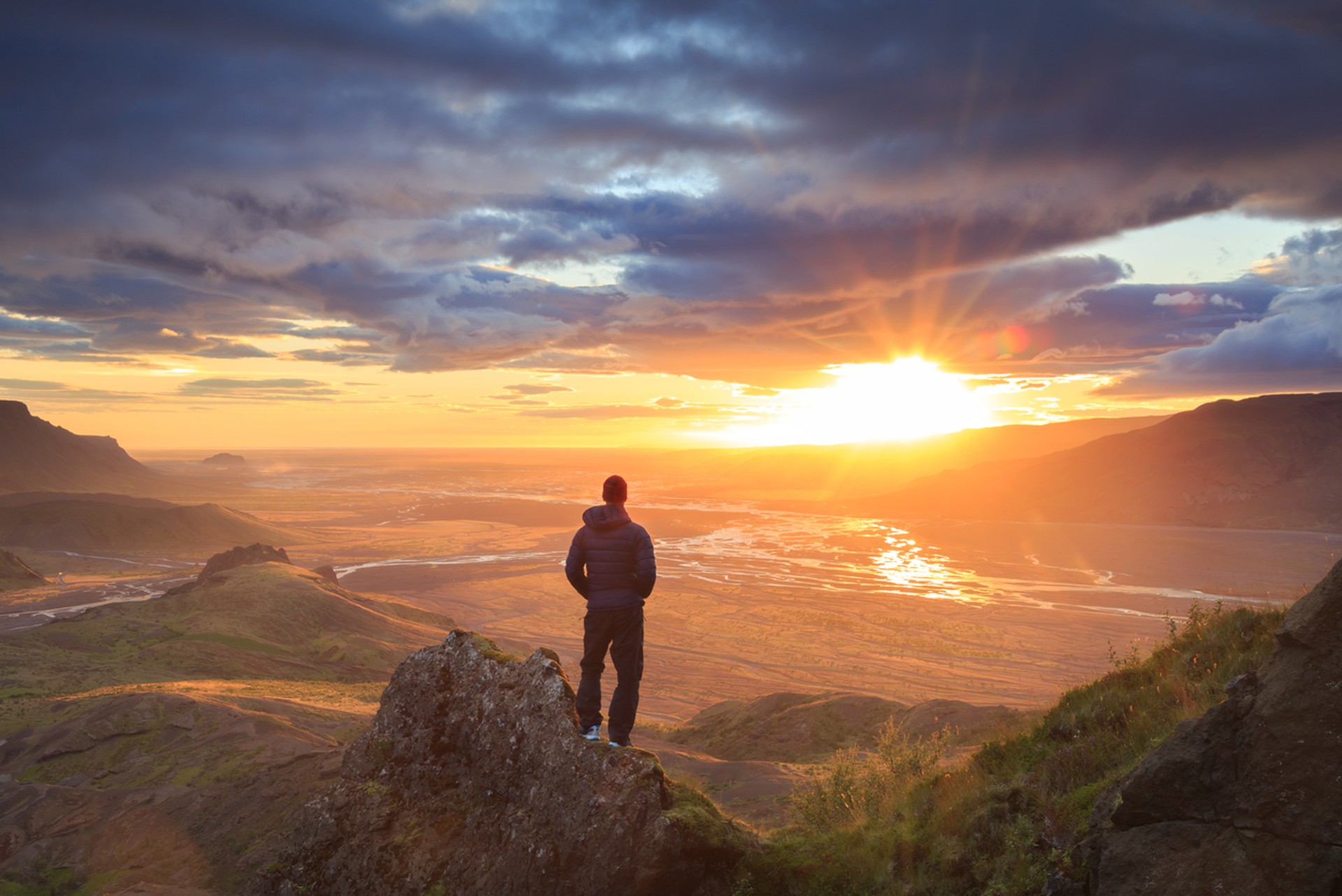 Iceland, the land of ice and fire, has a plethora of hiking trails that can be conquered in one day Day hikes in Iceland are one of the best ways to explore the country
