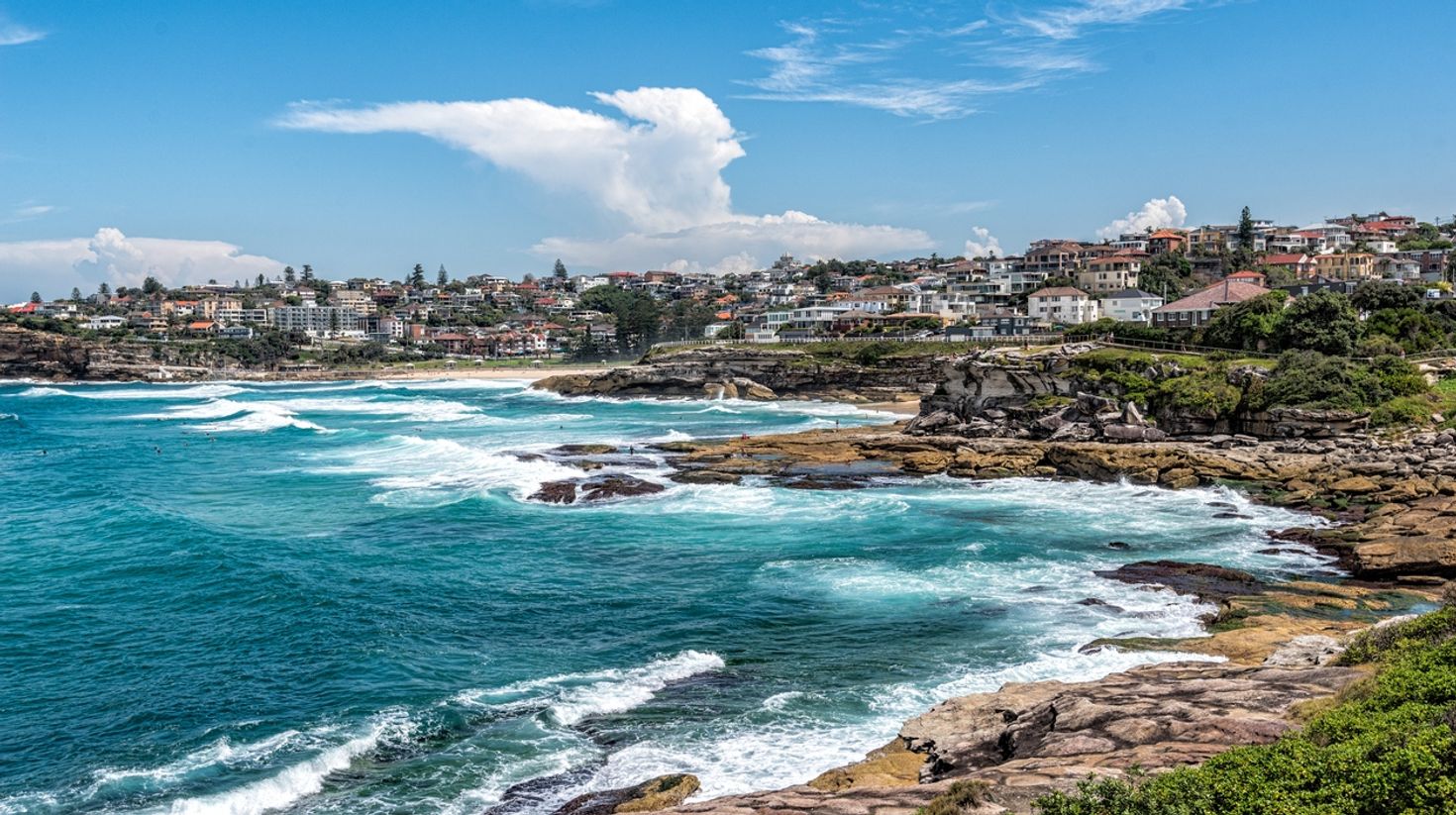 Hiking in Sydney is a great way to get around the city.