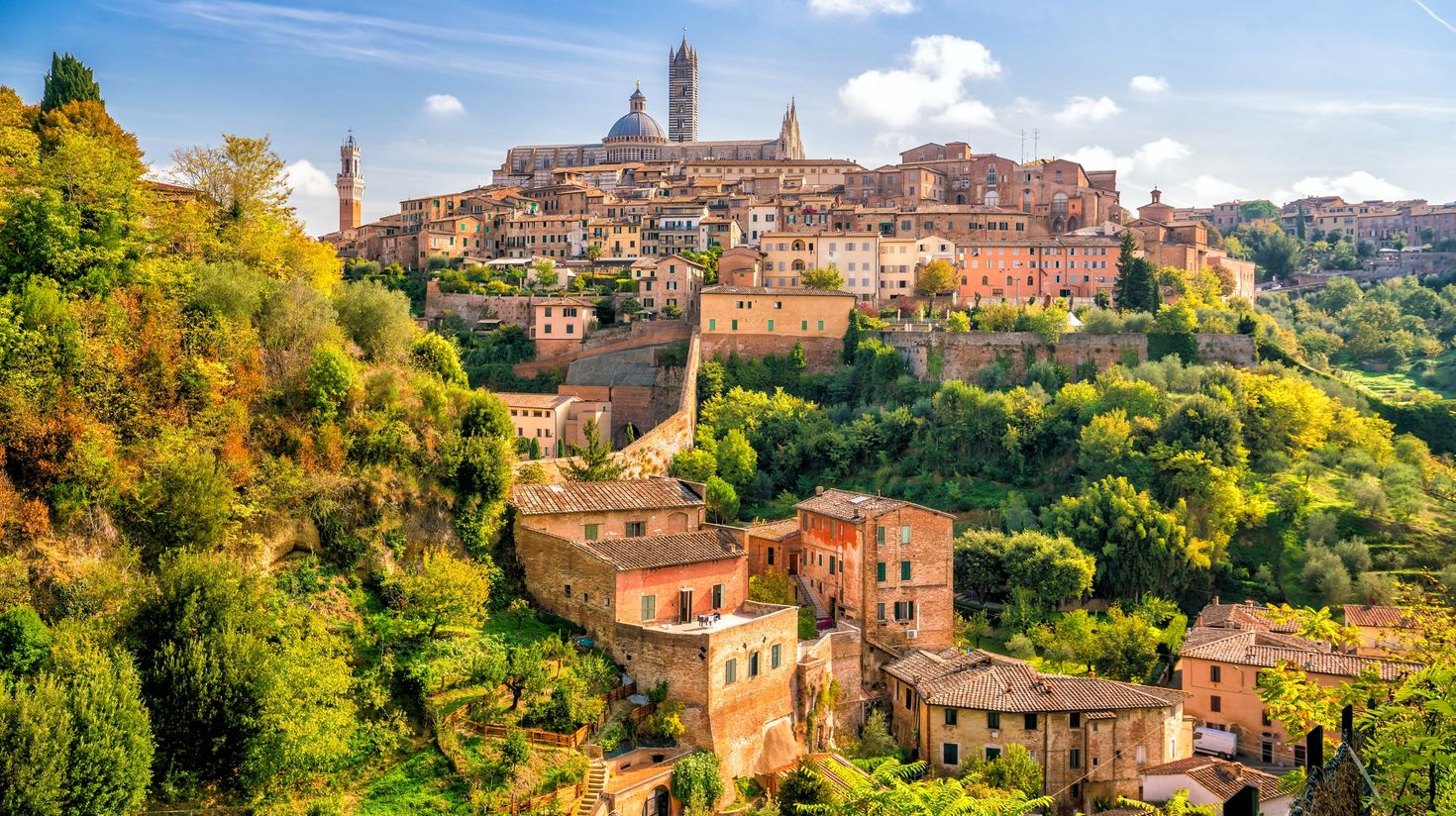 Tuscany can be listed among the best places to visit in Italy where wine, Renaissance art, and picturesque natural vistas go hand&nbsp;in hand.