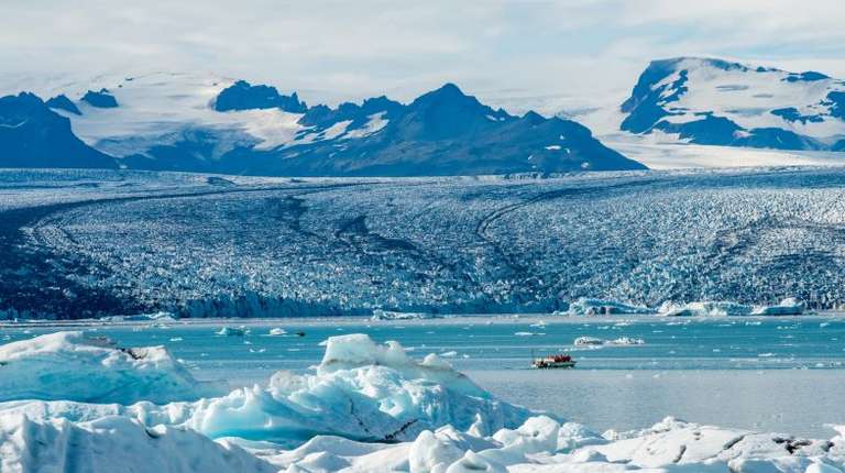 The Vatnajokull glacier is the biggest in Iceland and Europe