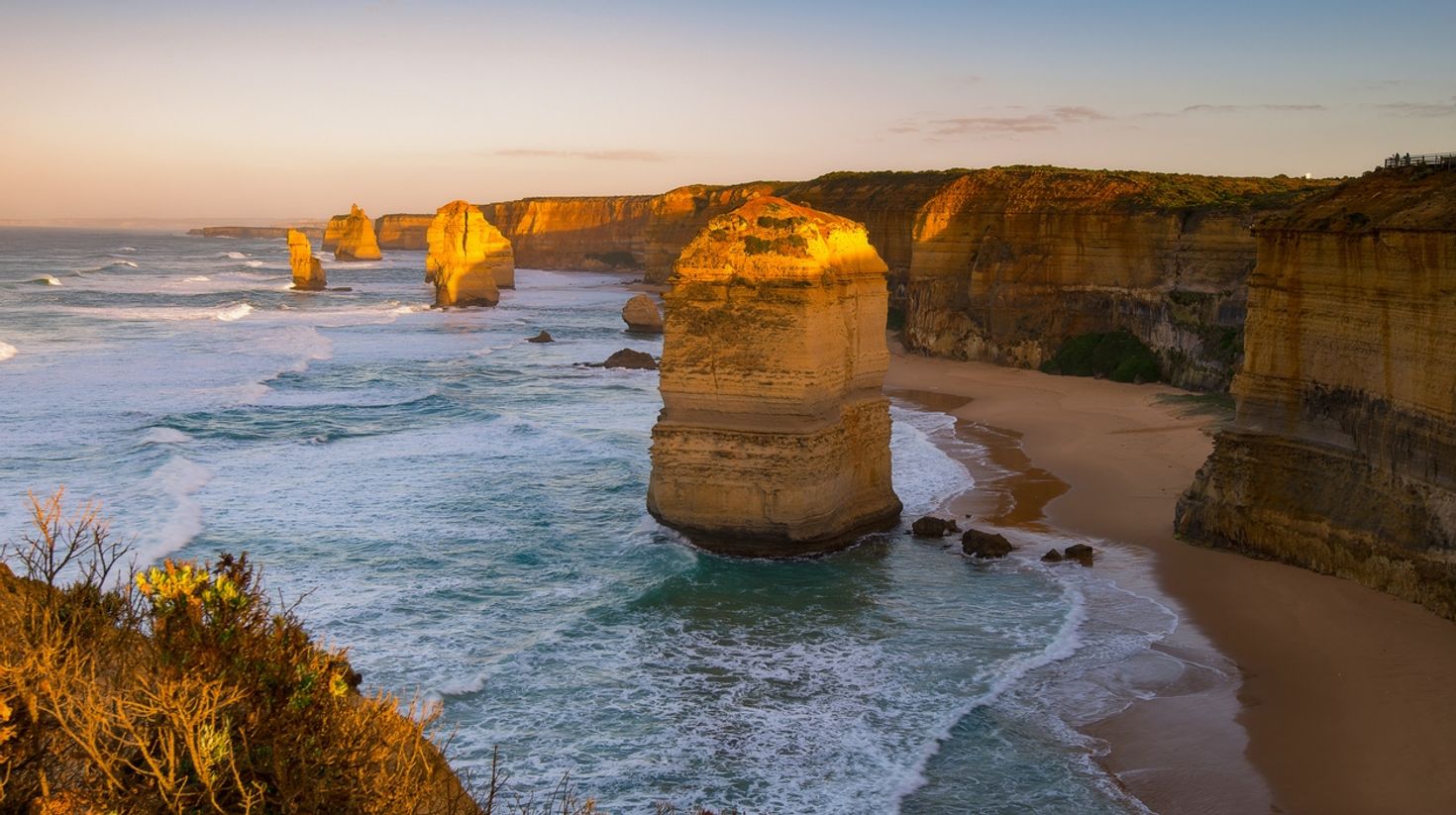 Visit the 12 Apostles from Melbourne and be awed by the gigantic limestones