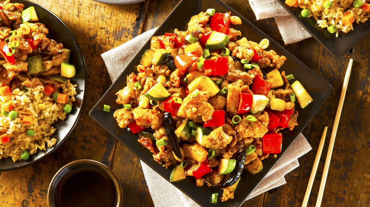 Diced chicken mixed with vegetables and mixed fried rice