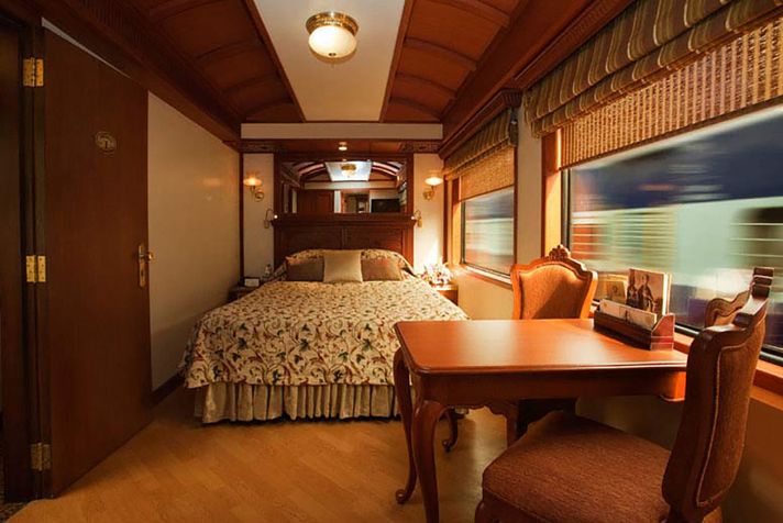 Maharaja Express Luxury Train Tour