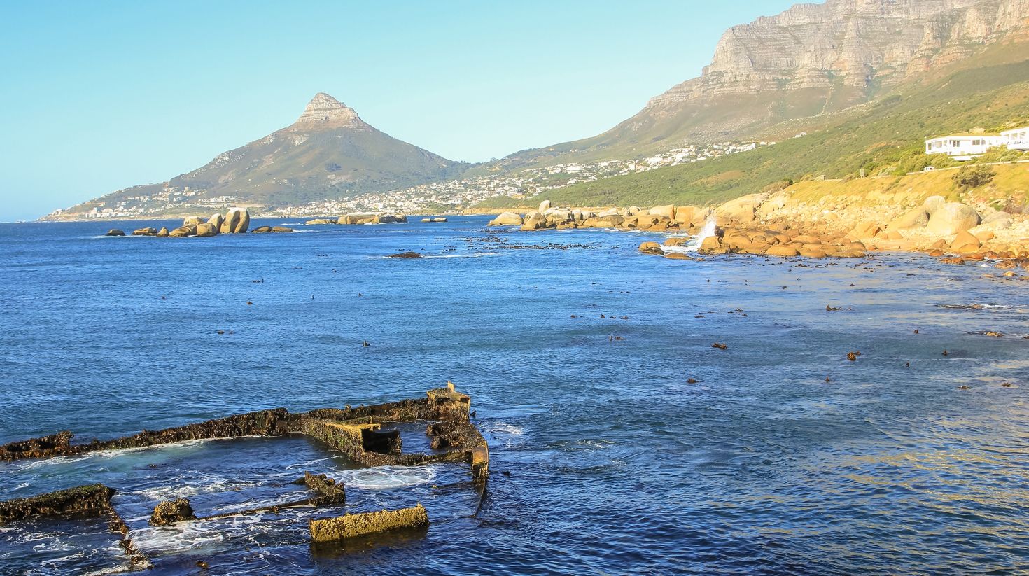 Shipwreck hiking trail in cape town