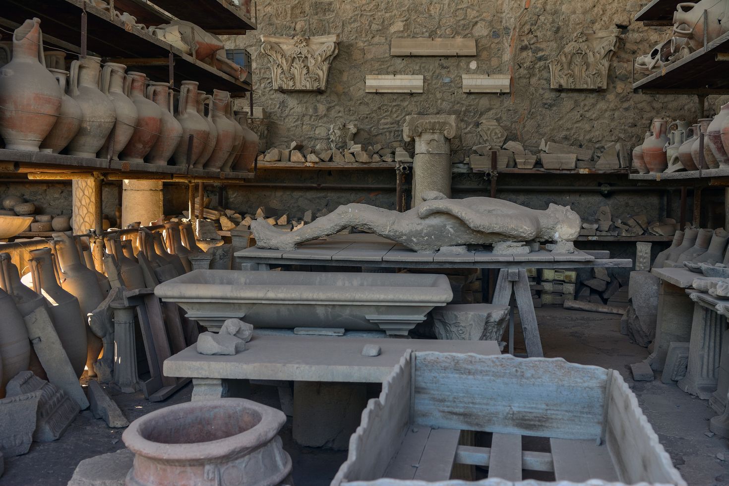 cast of a human body in the Pompeii Ruins